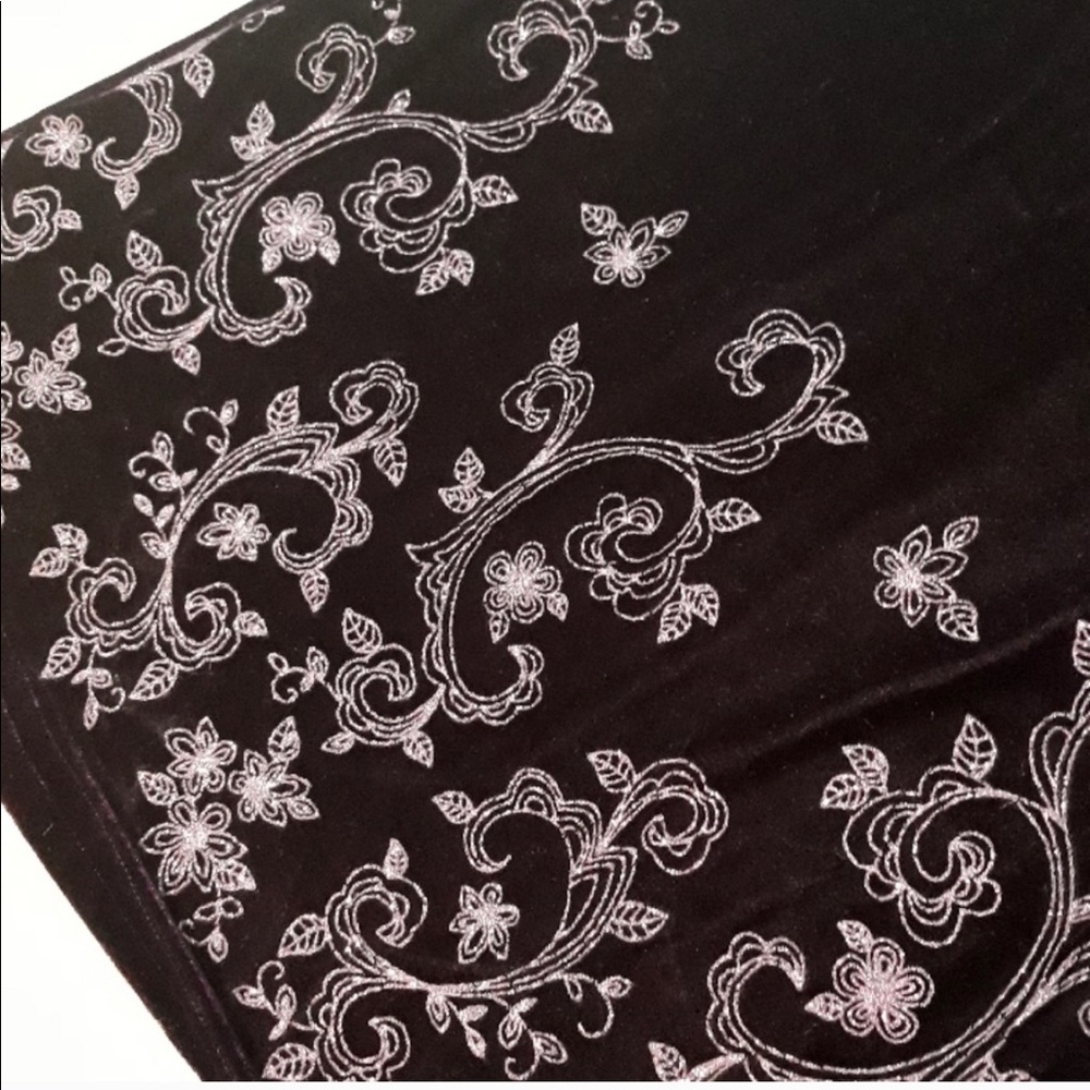 Basic Edition Dress - Picture 3 of 4